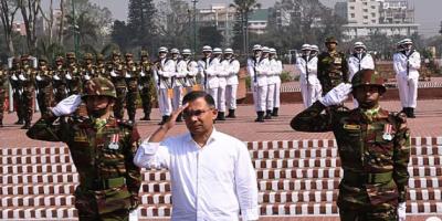 স্মৃতিসৌধের পরিদর্শন বইয়ে যা লিখেছেন তারেক রহমান